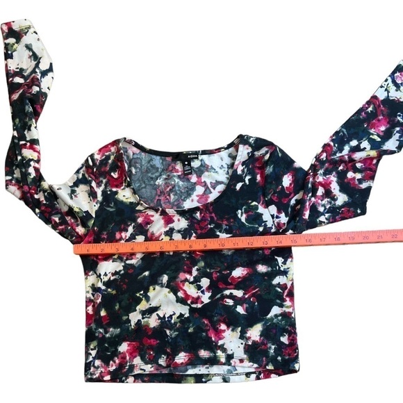 Aqua Floral Long Sleeve Crop Top Women’s Medium Multicolor Stretch - Picture 3 of 4